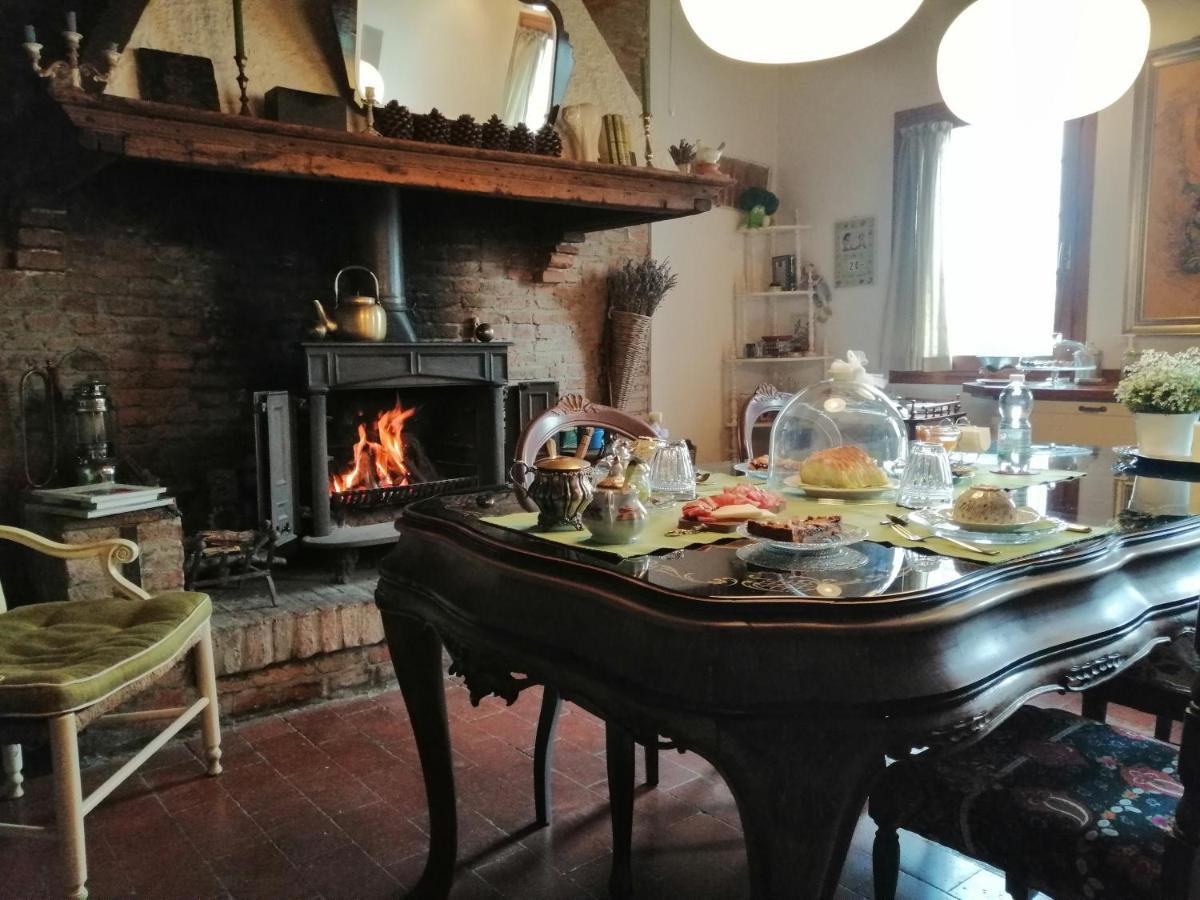 Corte Di Maggio B&B Country House Imola Eksteriør billede