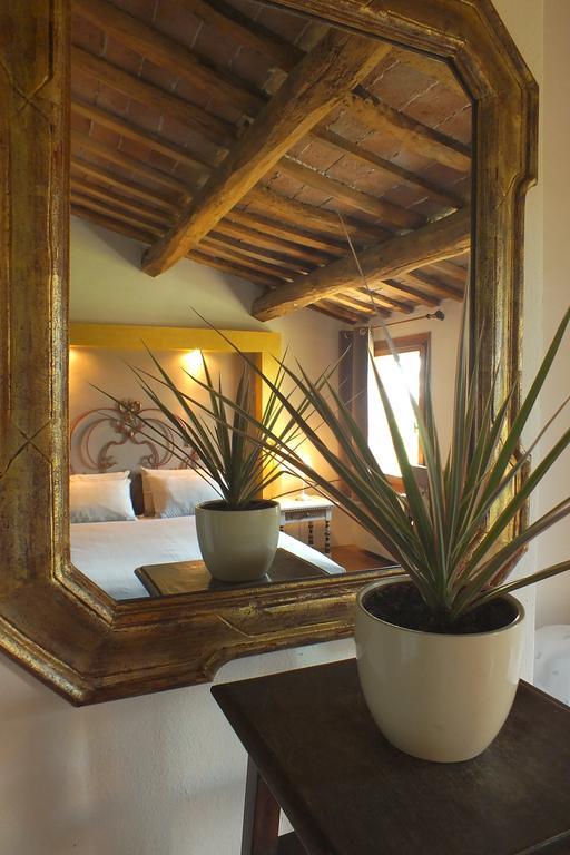 Corte Di Maggio B&B Country House Imola Værelse billede