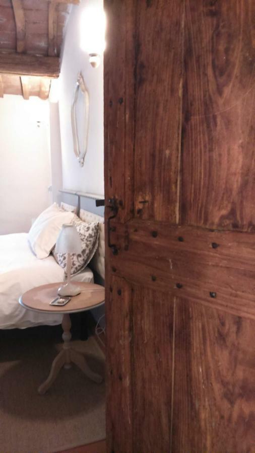 Corte Di Maggio B&B Country House Imola Eksteriør billede